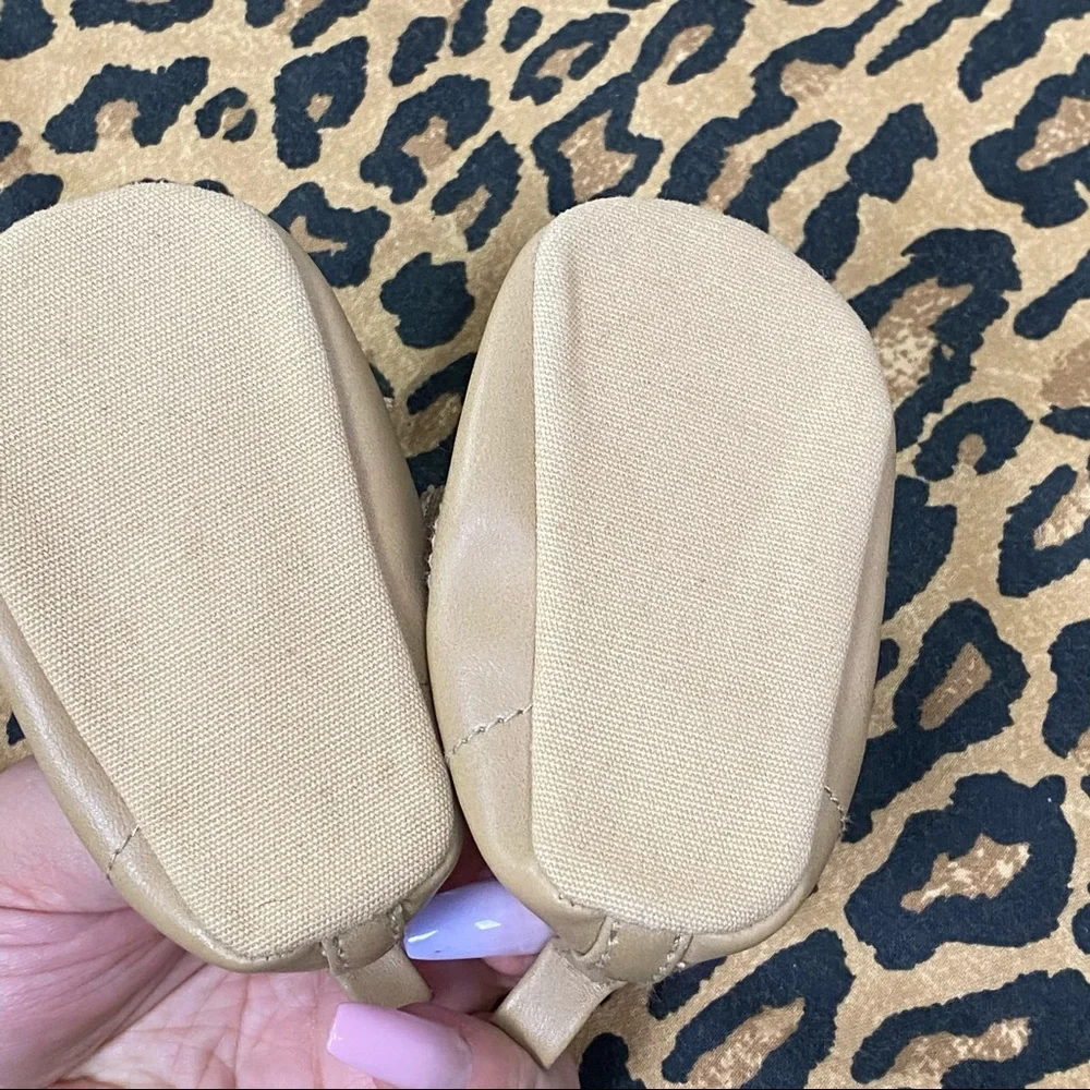 Baby gap bow tan leather flats